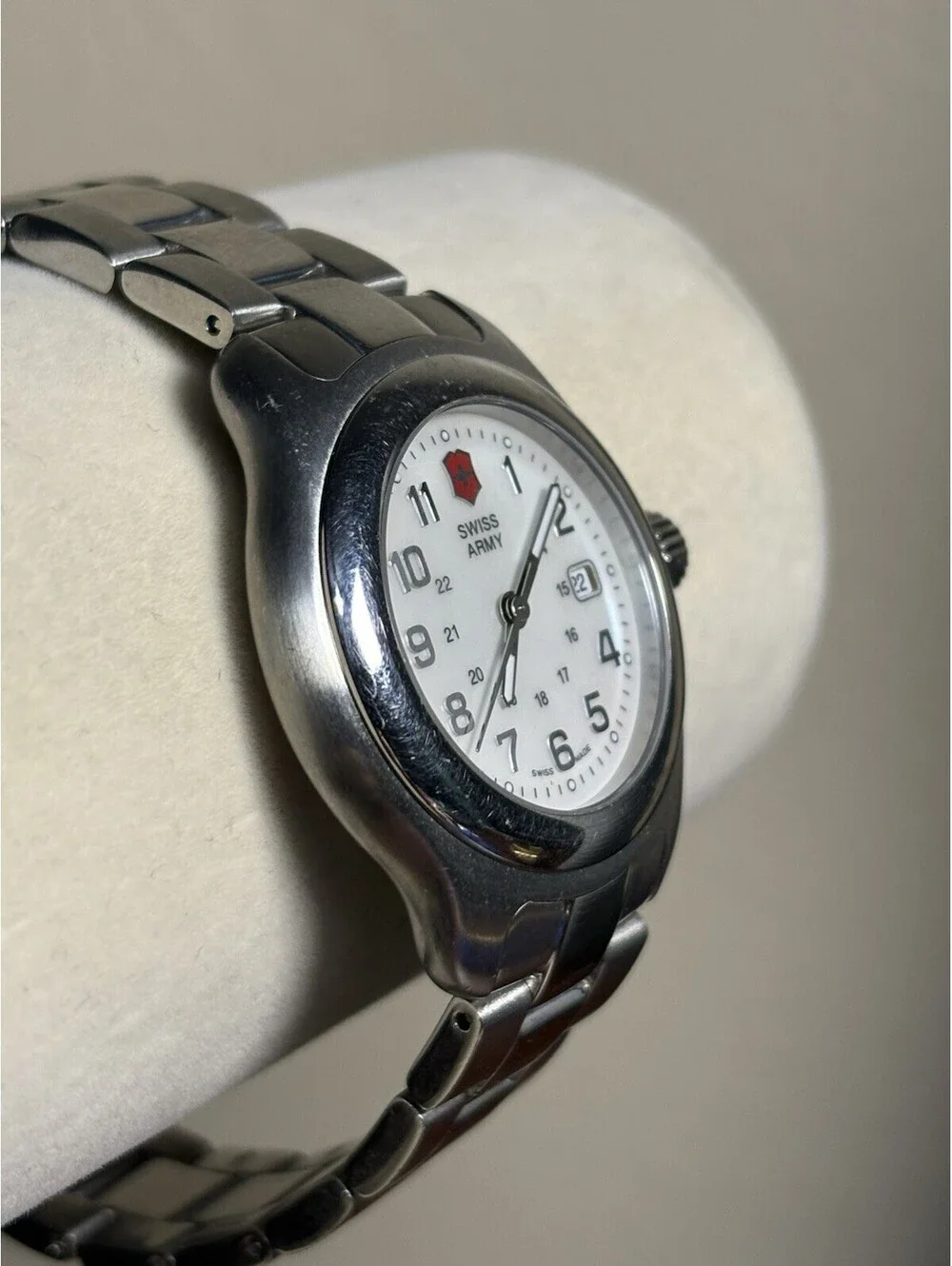 Victorinox Swiss Army Ladies Officer's 1884 Watch 24729 Stainless Date 33mm Runs